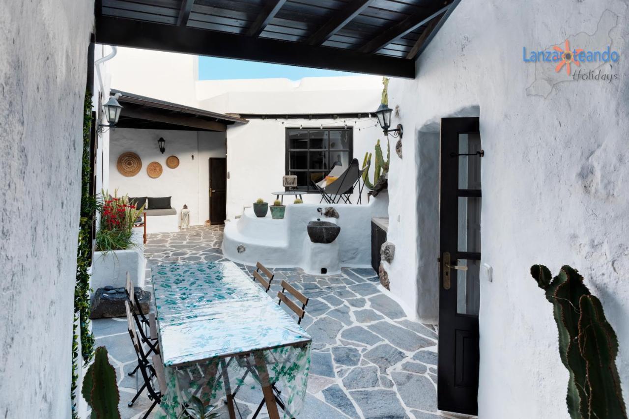 Vivienda Vacacional El Patio De Franky Teguise  Exterior photo